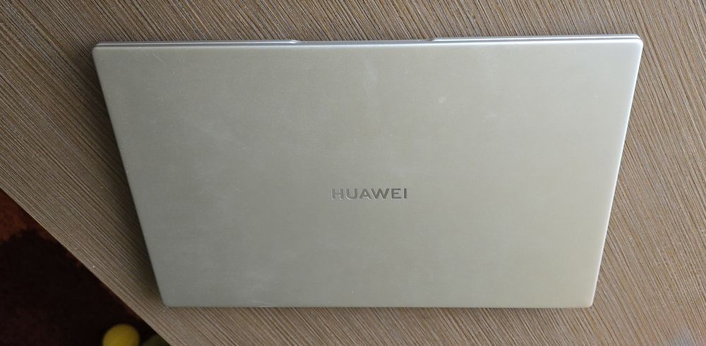 Laptop Huawei MateBook D14 – Ryzen 5, 8GB RAM, 512GB SSD, Full HD