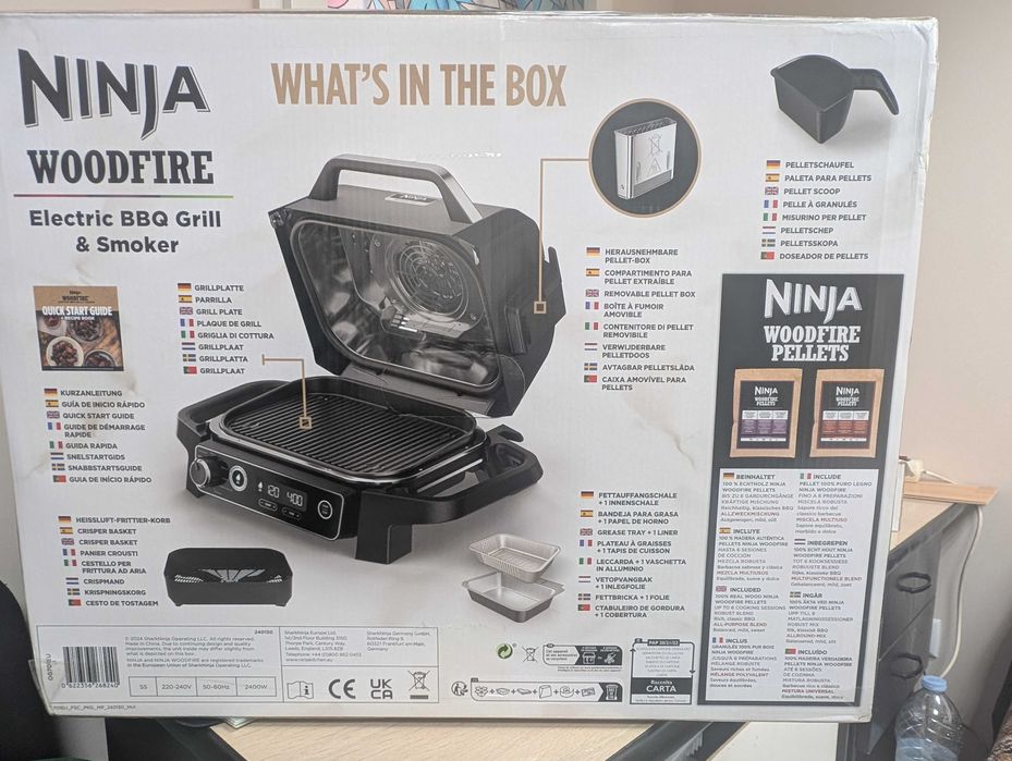 Ninja Woodfire  Електрическо барбекю за къмпинг с пушилня и фритюрник