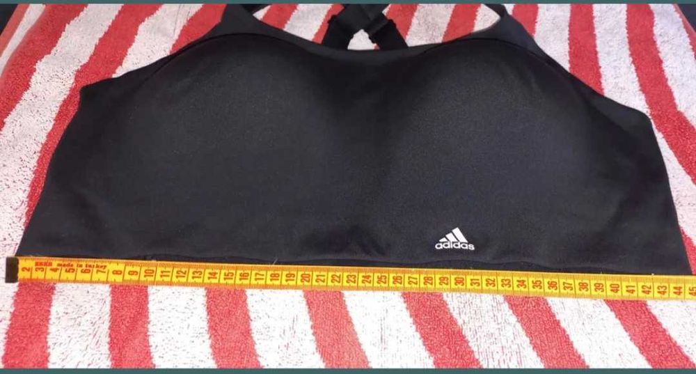 Спортен сутиен Adidas