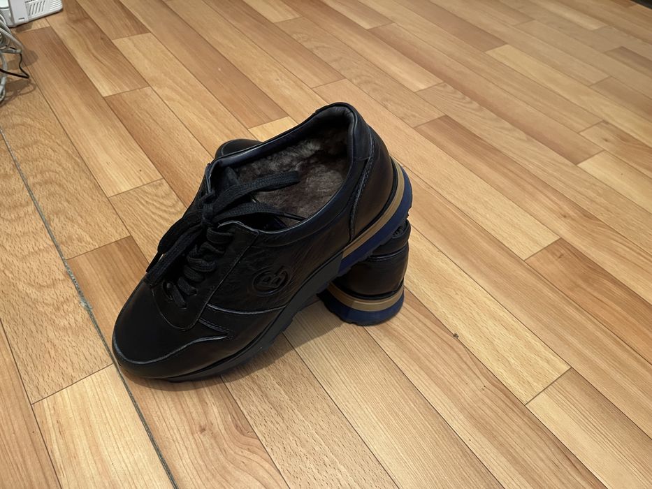 Ботинки , зимние , кроссовки , новые