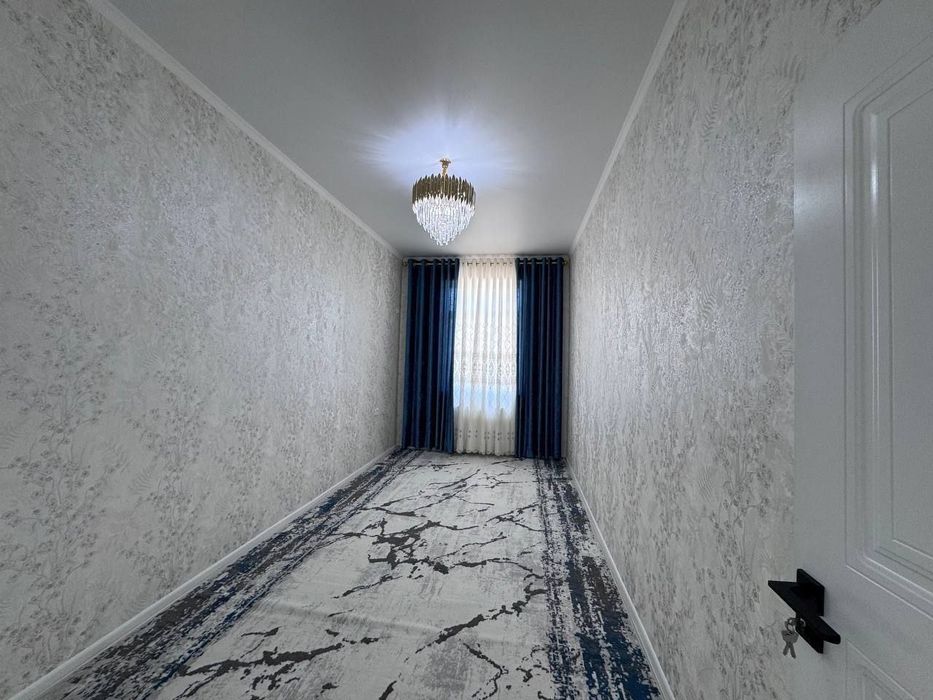 3 xonali kvartira sotiladi