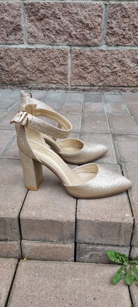 Блестящие золотые туфли 36р
