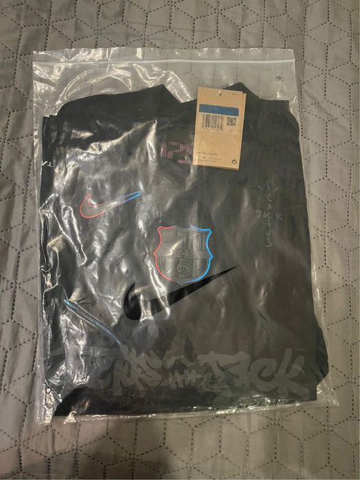 FC Barcelona x Travis Scott Visit > Black Edition тениска