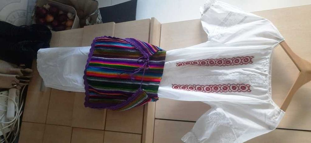 Ie cu Fusta si Fote pentru copila 10-12 ani