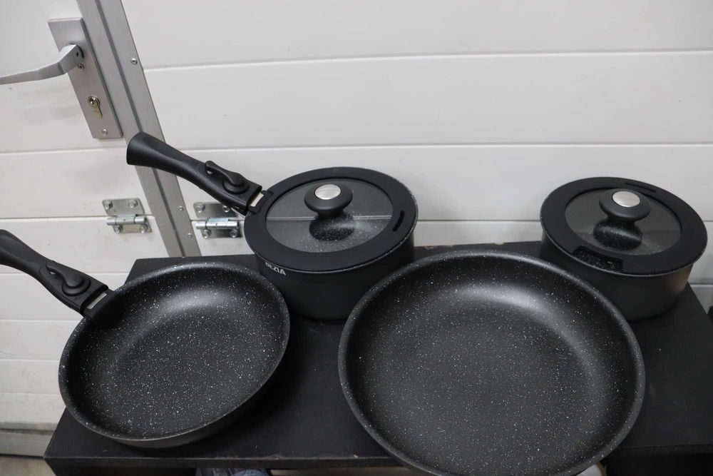 Комплект индукционни съдове за готвене BEZIA 10 части, незал. покритие