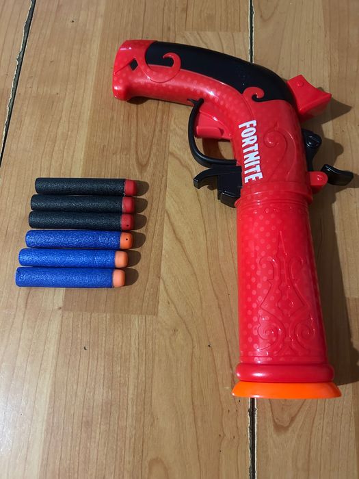 arme jucarie cu gloante de spuma