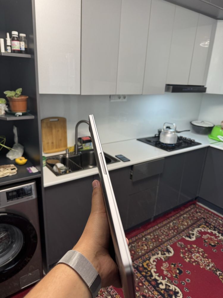 MacBook Pro M2 13 inch Gray