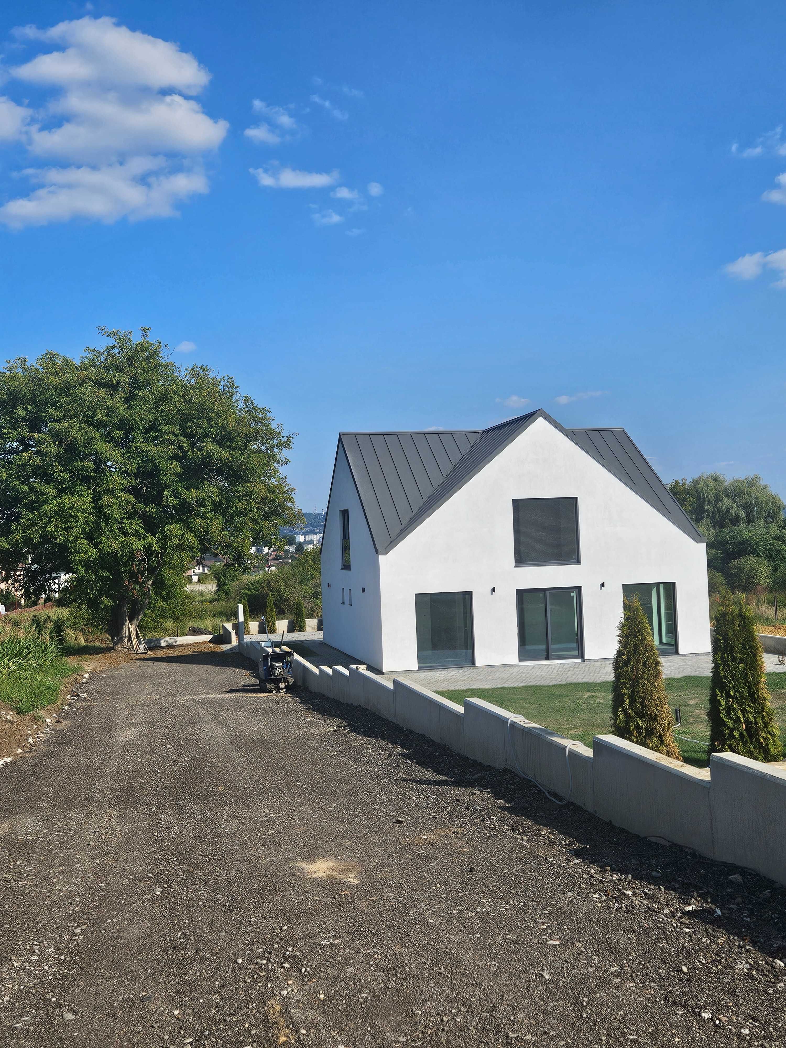 Casa individuala constructie noua | 185mp utili | 822mp teren | Unirii