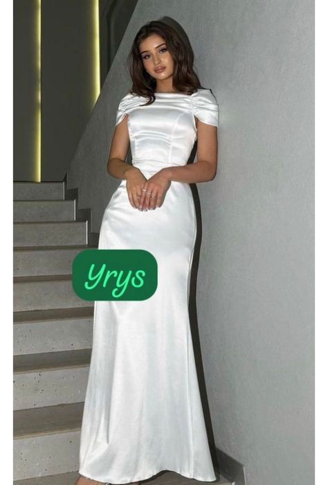 Вечерние платья белые