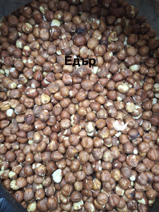 Продавам лешници на ядка 22лв