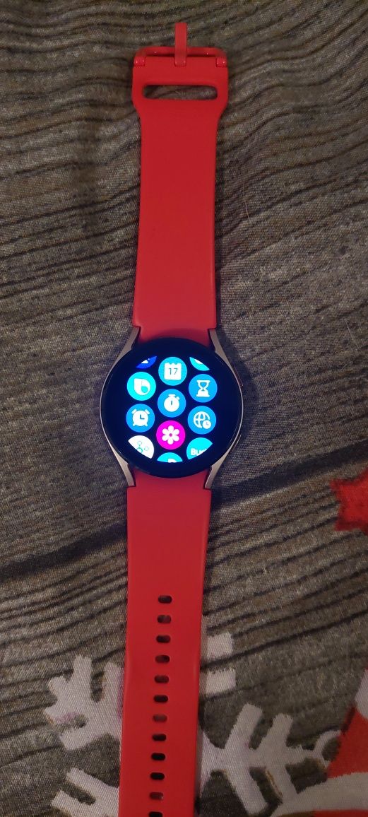 Часовник Samsung Galaxy Watch4