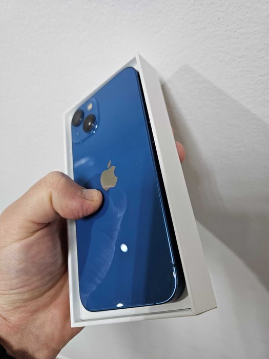 Iphone 13 128 Gb impecabil la cutie.