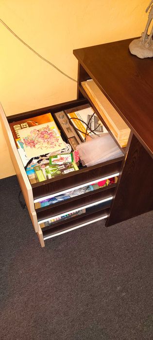 Birou de lemn pentru PC Laptop - 3 sertare, 1 spatiu depozitare