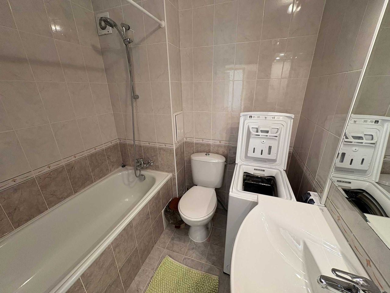 Продава се Двустаен апартамент в к.к. Слънчев бряг - 72 кв.м за 1195 €/кв.м - Снимка #7