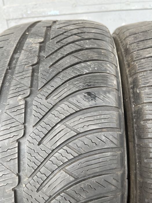 2 бр. зимни гуми 225/50/18 Michelin PA4 DOT 2616 4-4,5 mm
