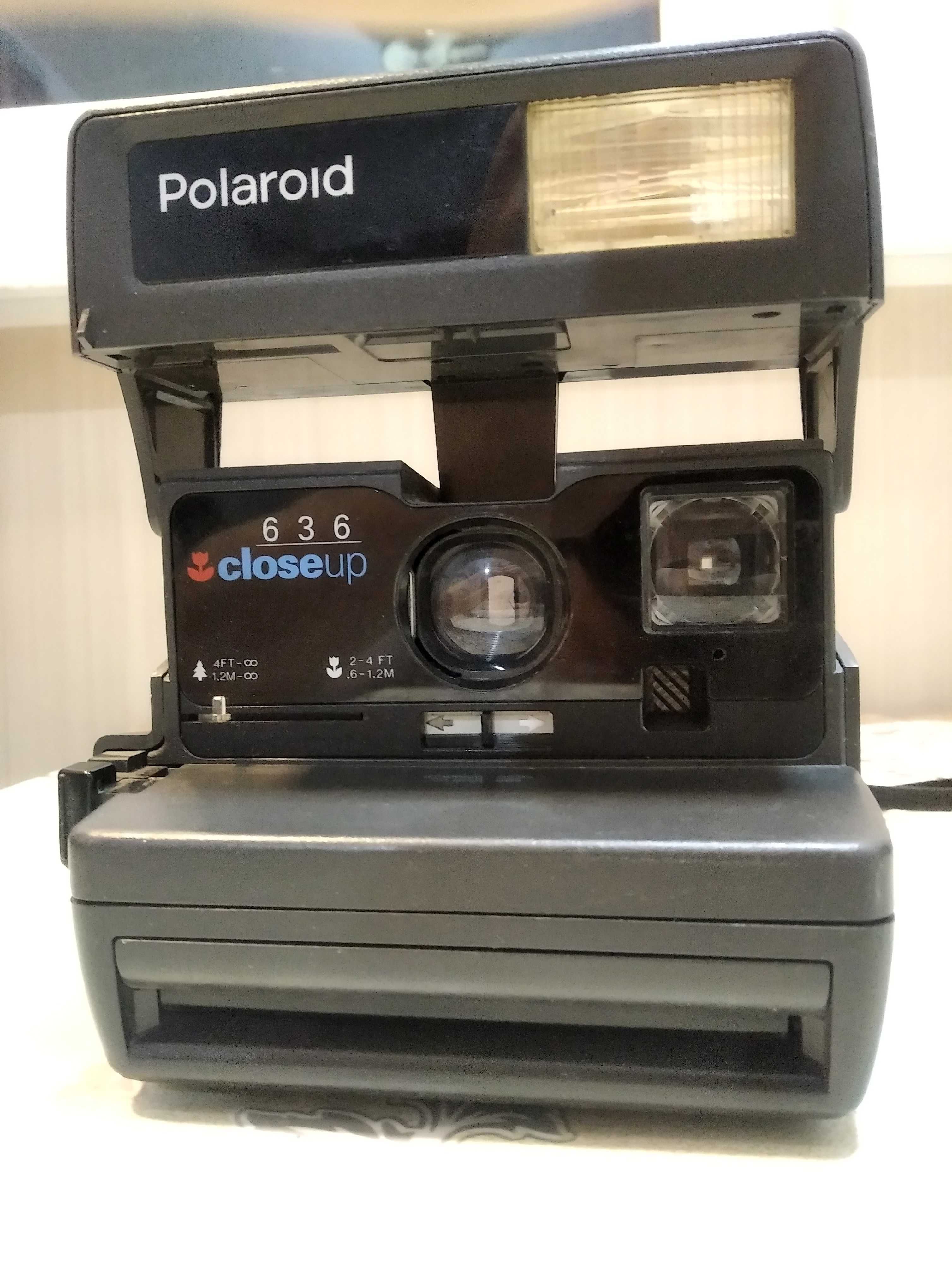 Фотоаппарат Polaroid.