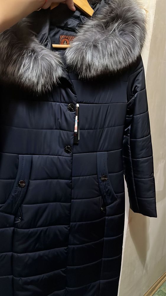 Продается зимнее пальто-куртка