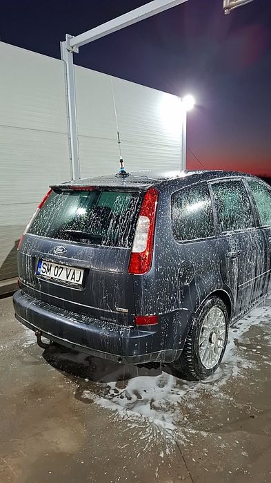 Vănd Ford Focus C-MAX