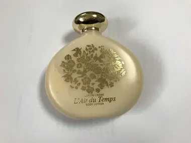 Lotiune crema de corp parfumata Nina Ricci Lair du Temps