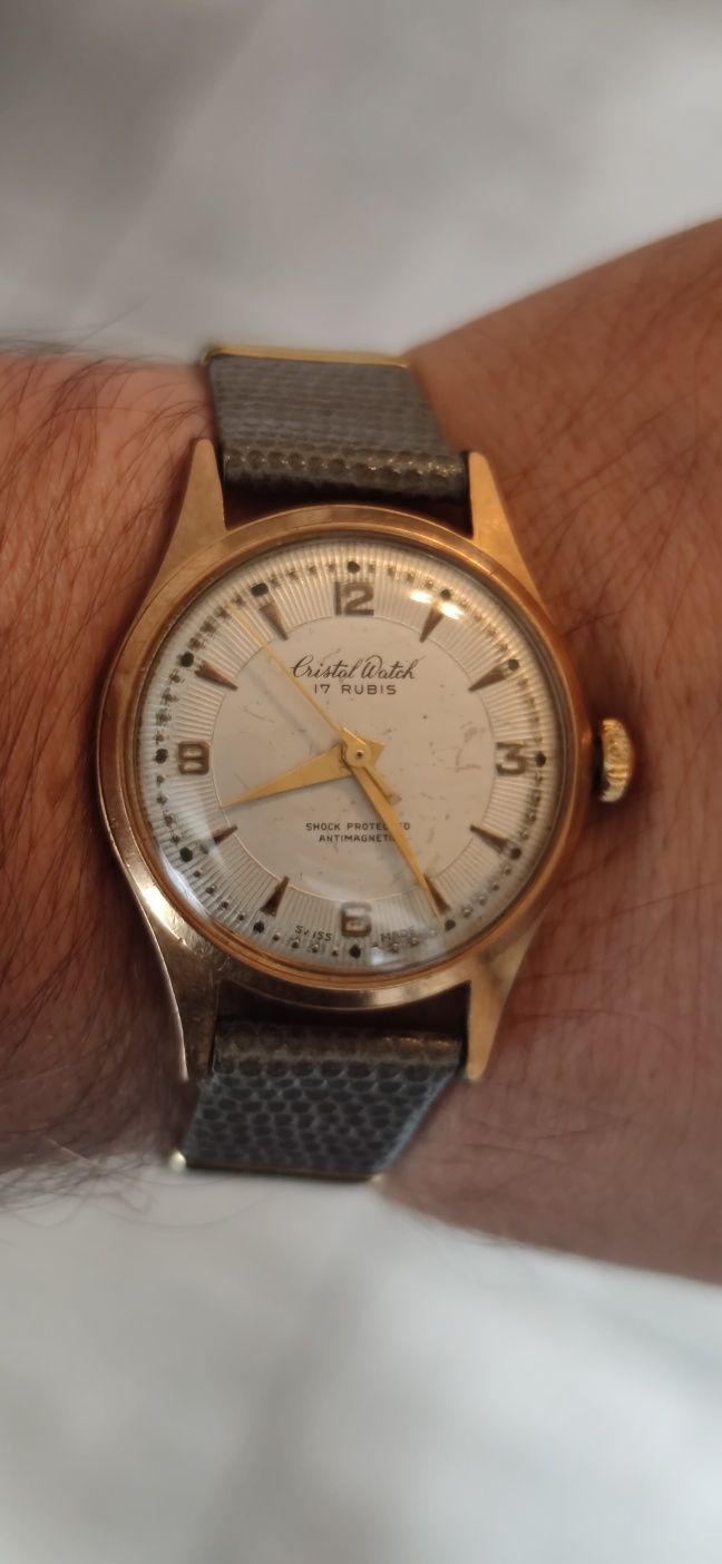 Cristal watch Microbrand