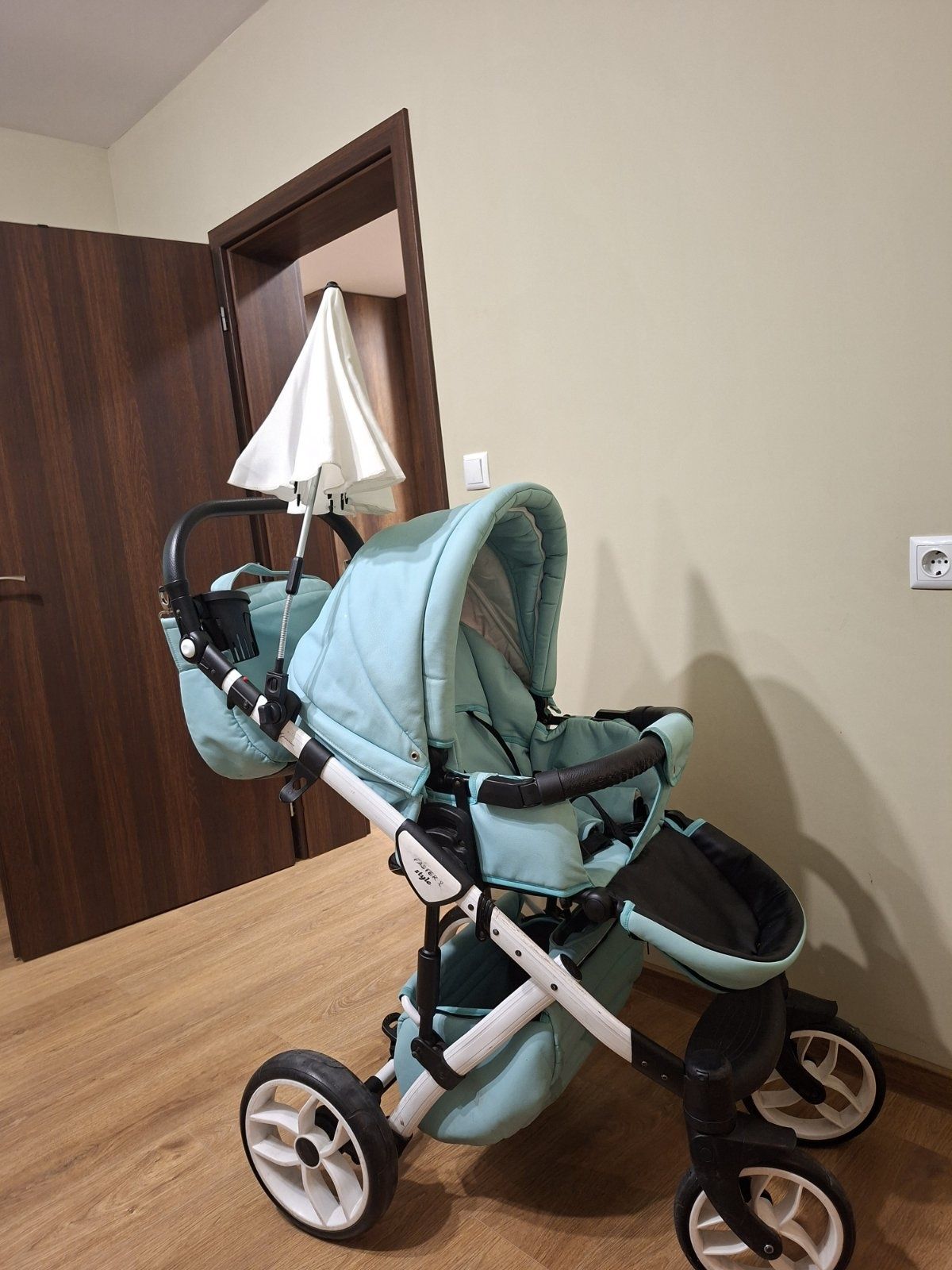 Комбинирана количка Baby Merc