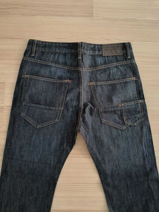 Blugi Barbati Bershka Marimea W34/L32