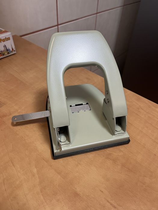 Vand perforator metalic