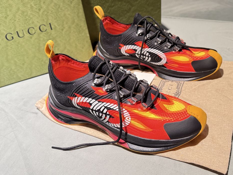 GUCCI, originali 100%! Pret magazin 800 euro