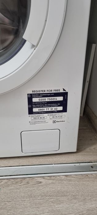 Masina de spalat rufe cu uscator Electrolux  EWW1476WD