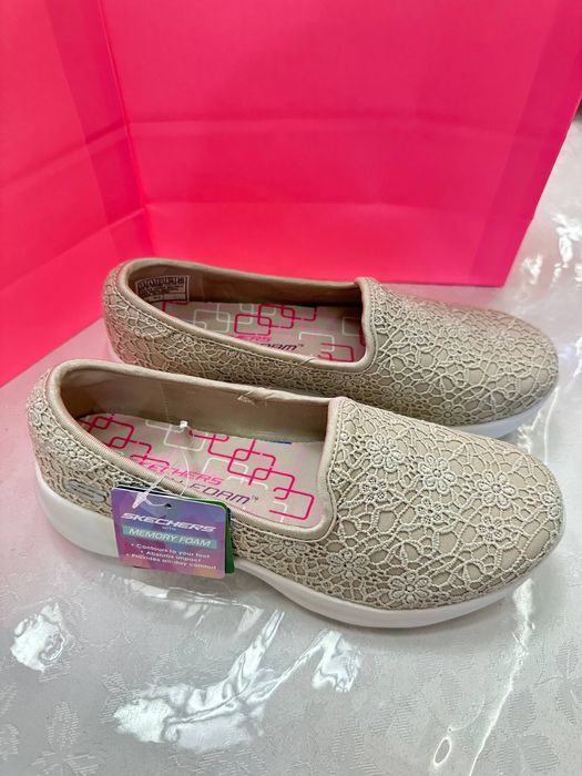 Оригинальные Skechers женские новые