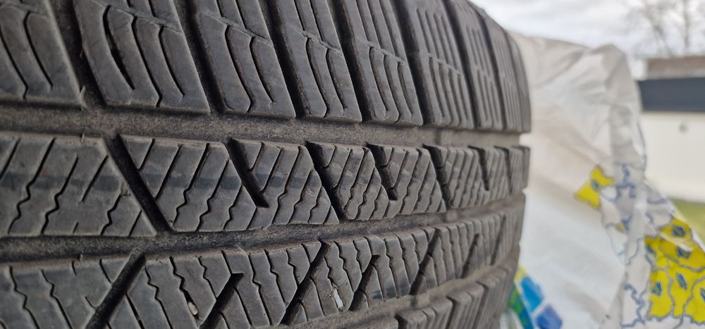 4 Anvelope iarna Barum 205/60 R16