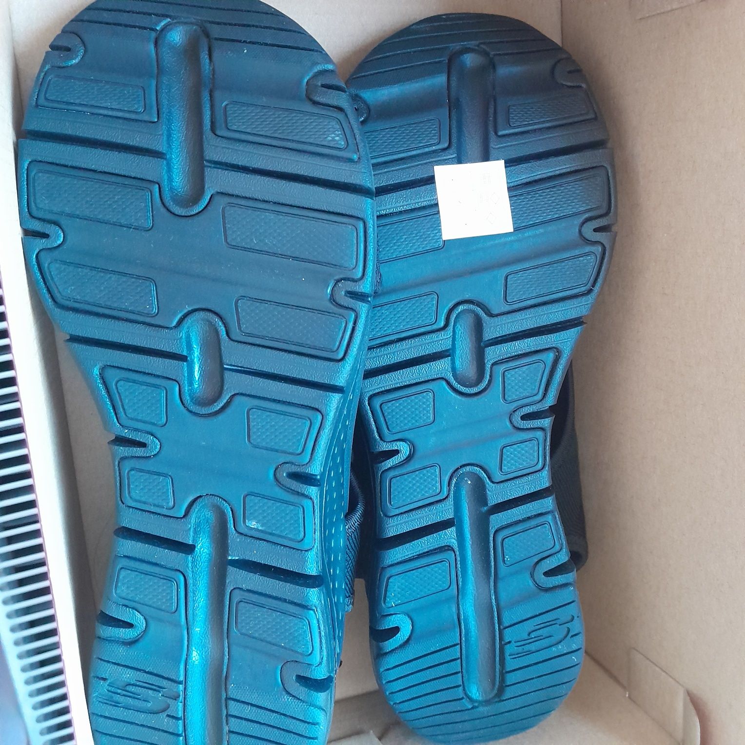 Skechers sandale