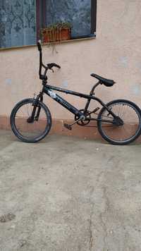 Dau bmx la schimb cu trotineta electrica