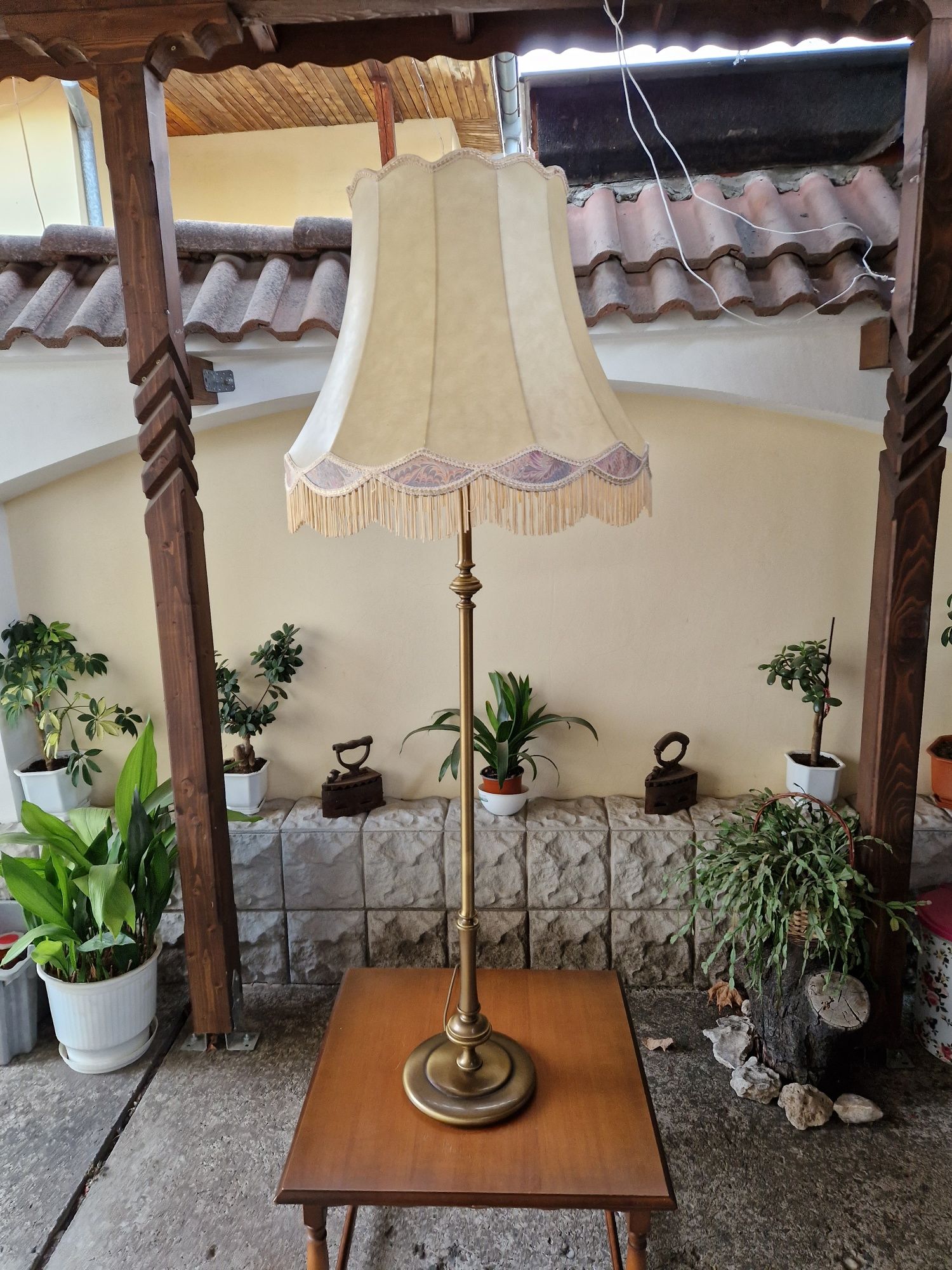 Уникална голяма антикварна салонна лампа месинг