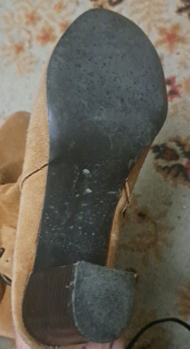 Cizme  piele intoarsa cu toc