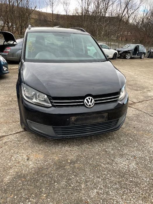 Dezmembrez / Dezmembrari / Piese / Accesorii wolkswagen touran 2012