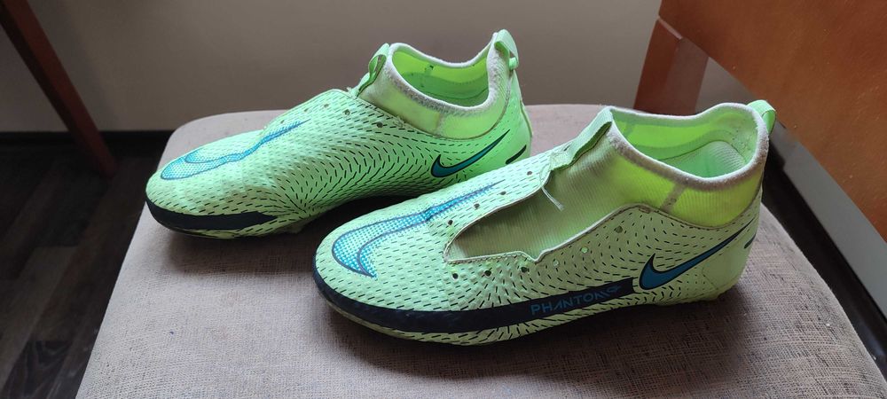 Детски бутонки Nike и Стоножки Kipsta