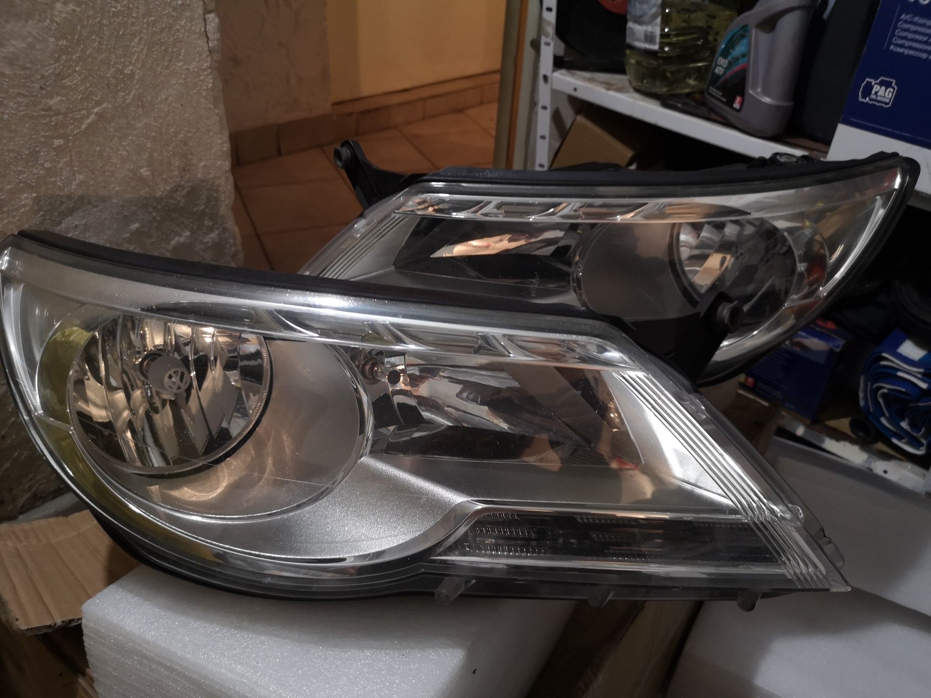 Фарове за VW Tiguan