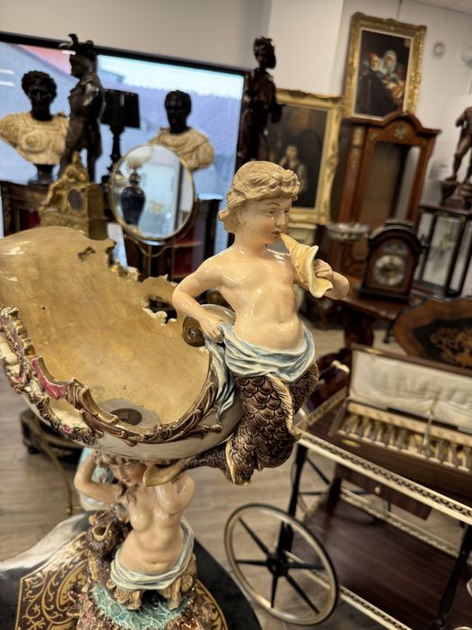 Fructiera veche din maiolica pictata manual