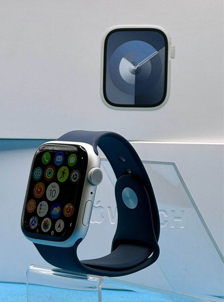 ГАРАНЦИОНЕН!!! Смарт часовник Apple Watch 9, 45mm, Silver Case
