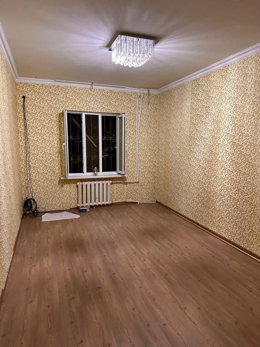 Код 805  Продается 2в3/1/4 ком квартира куйлюк массив 4