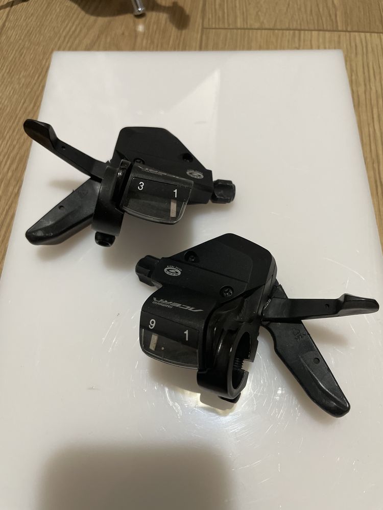 Schimbătoare de viteze Shimano
