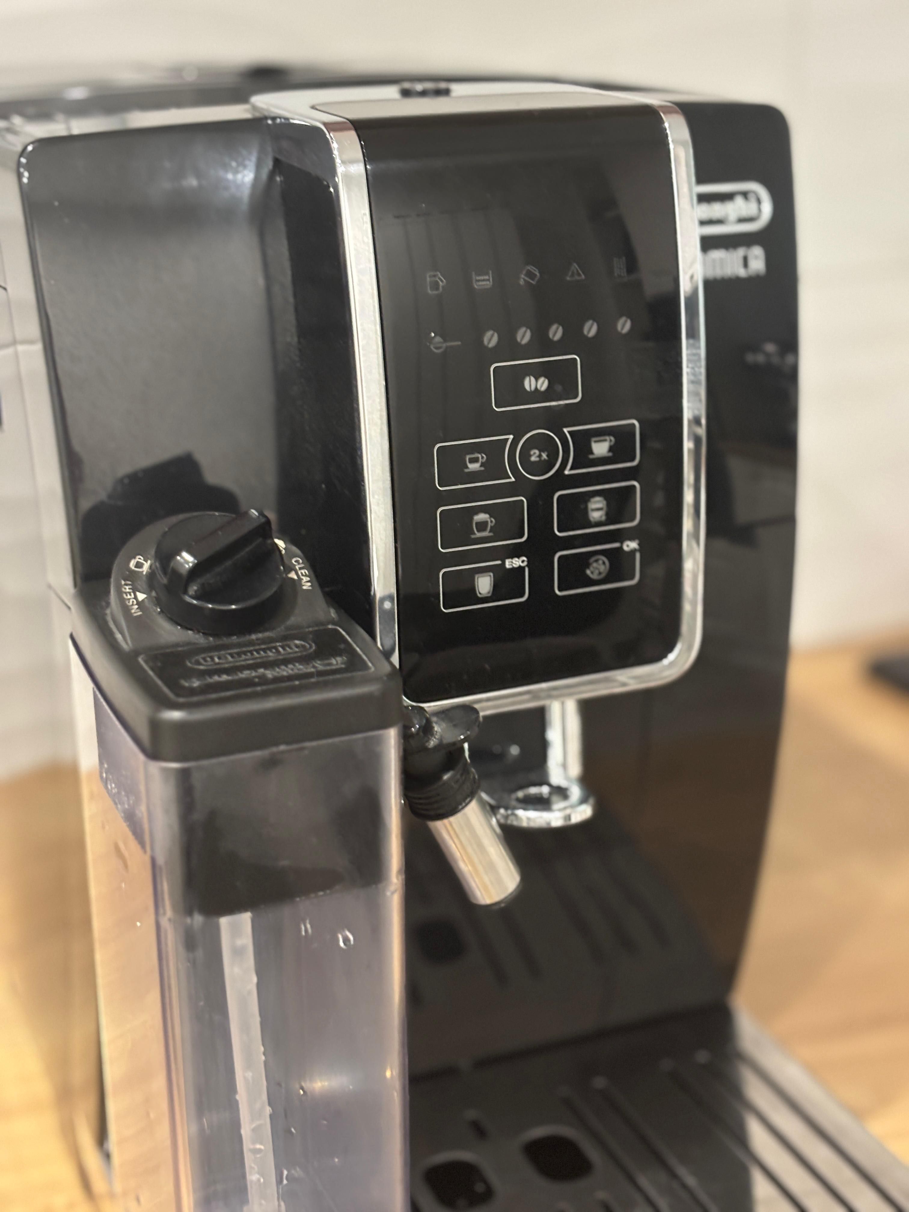 Espressor automat Delonghi Dinamica