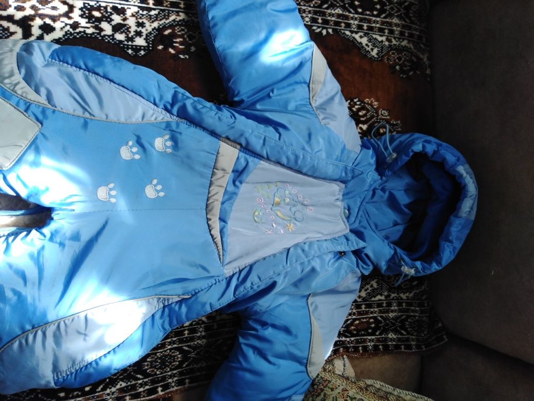 Продам костюм зима на мальчика 2-3 года