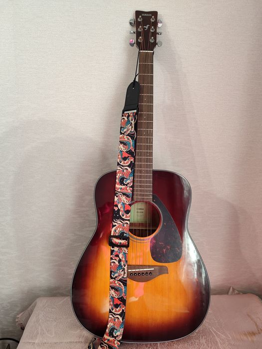 Акустическая гитара YAMAHA FG800