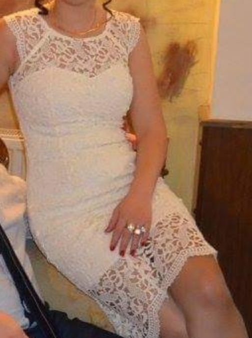 Официална дантелена рокля