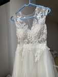Rochie mireasa + voal+ crinolină