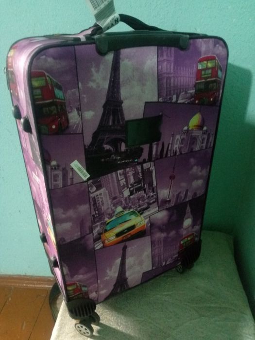 Чемодан на колесах