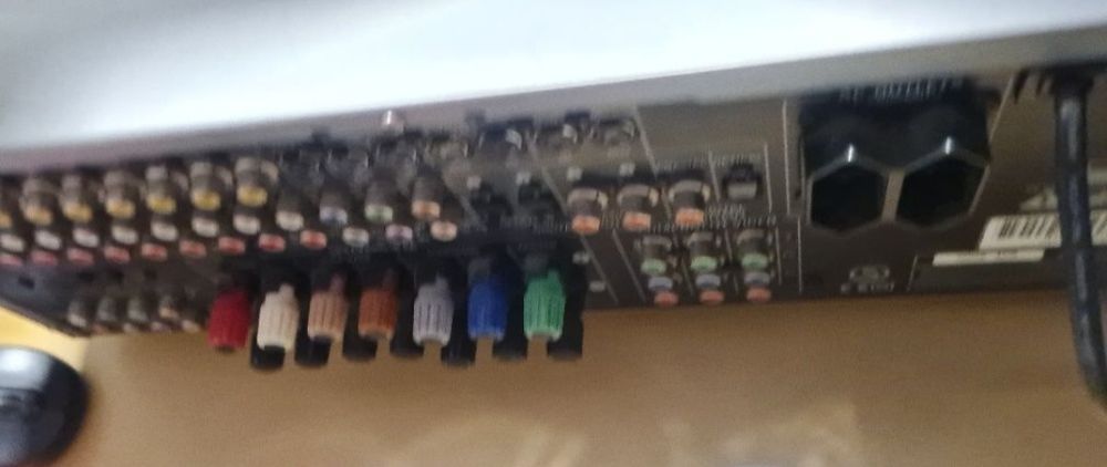 Harman Kardon AVR 235