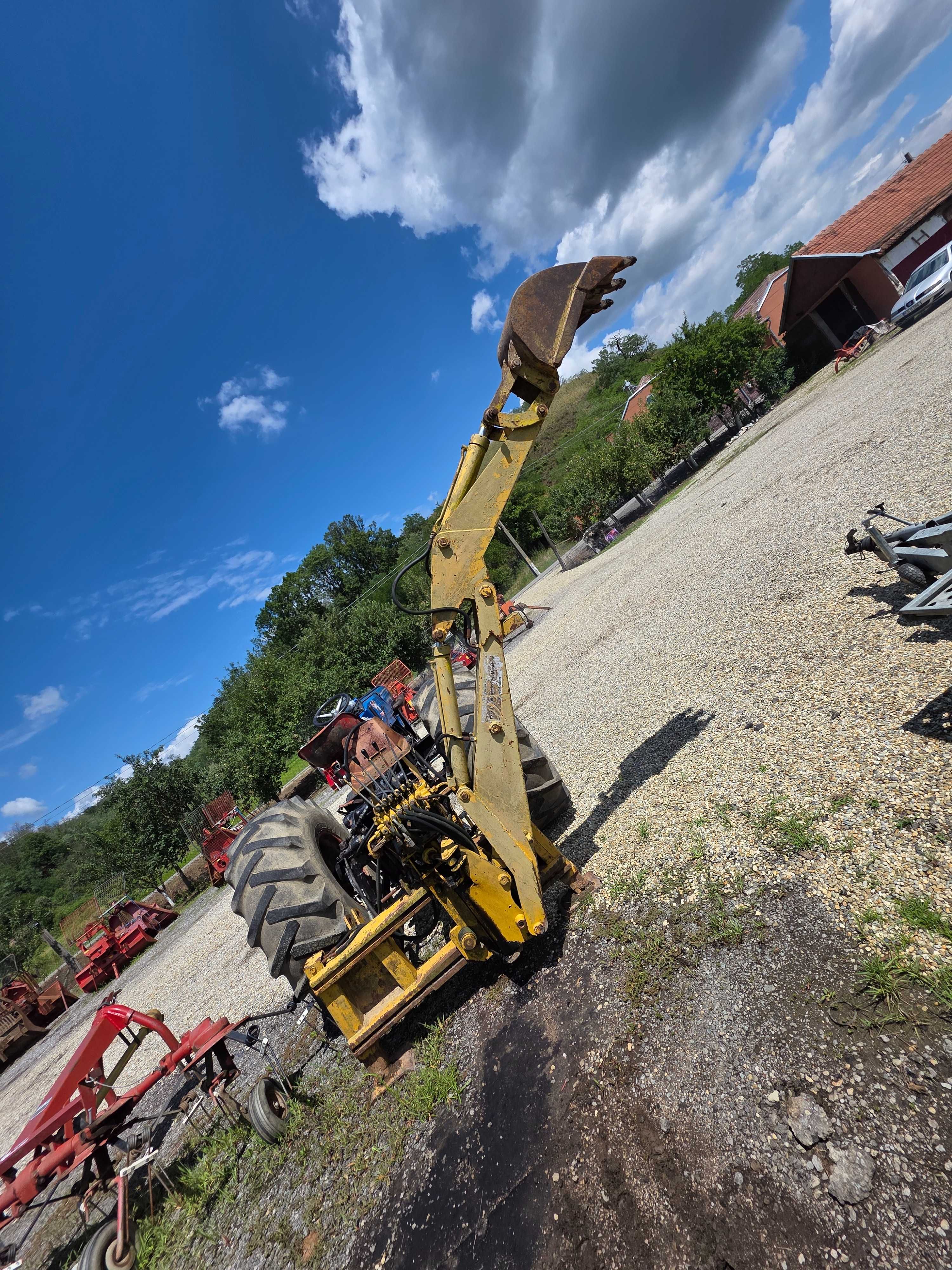 Brat excavator in tiranti la tractor original brat sapat in tiranti